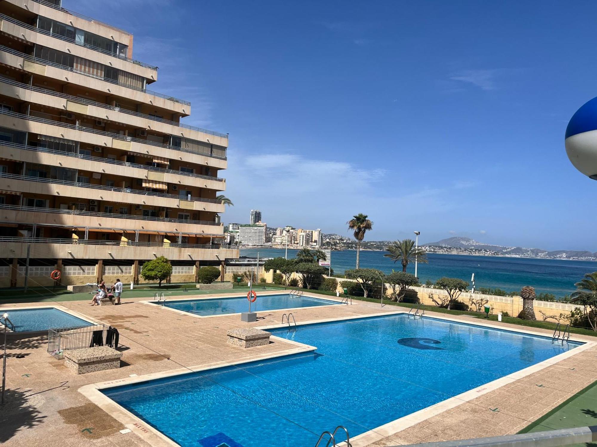 Calpe Apartamento Lujoso 30M De La Playa A Estrenar Wifi Aire Piscina Esterno foto